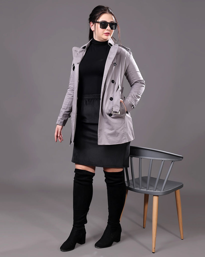 Model wearing Cotton Poplin Overcoat with Pattern type: Solid-5