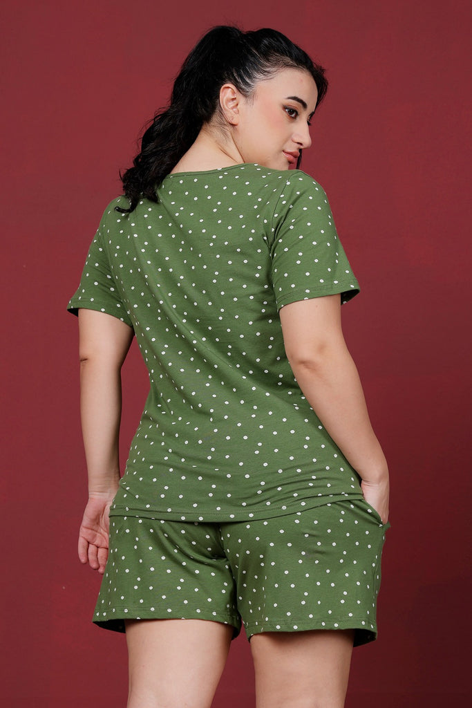 Model wearing Cotton Lycra Night Suit Set with Pattern type: Polka Dots-1