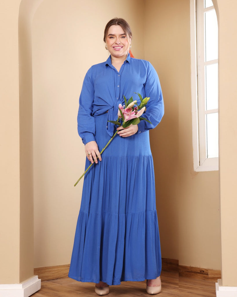 Model wearing Viscose Crepe Long Skirt with Pattern type: Solid-31