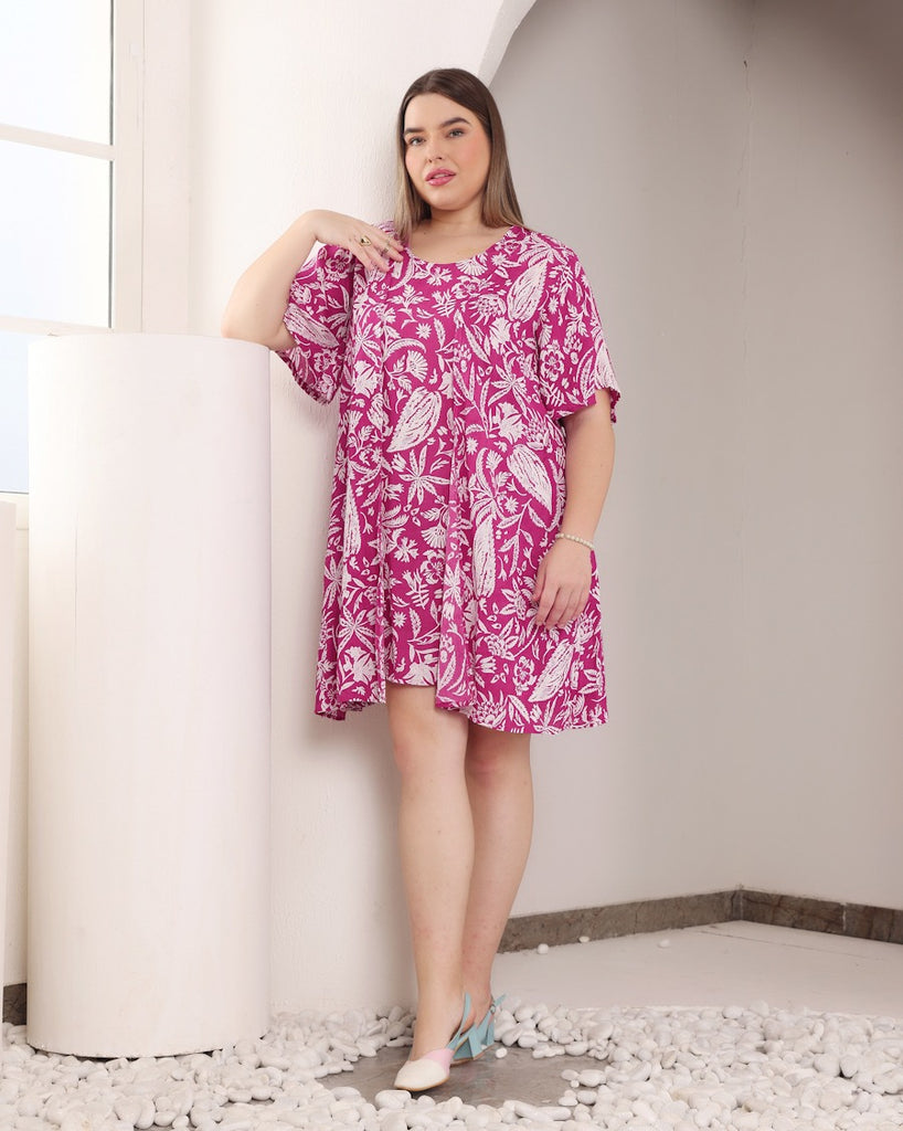 Model wearing Viscose Crepe Mini Dress with Pattern type: Motif-8