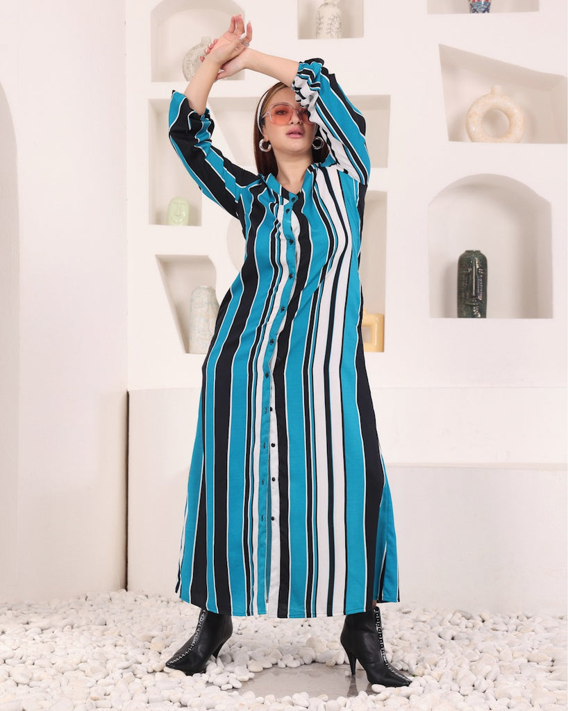 Model wearing Polyester Maxi Dress with Pattern type: Striped-6