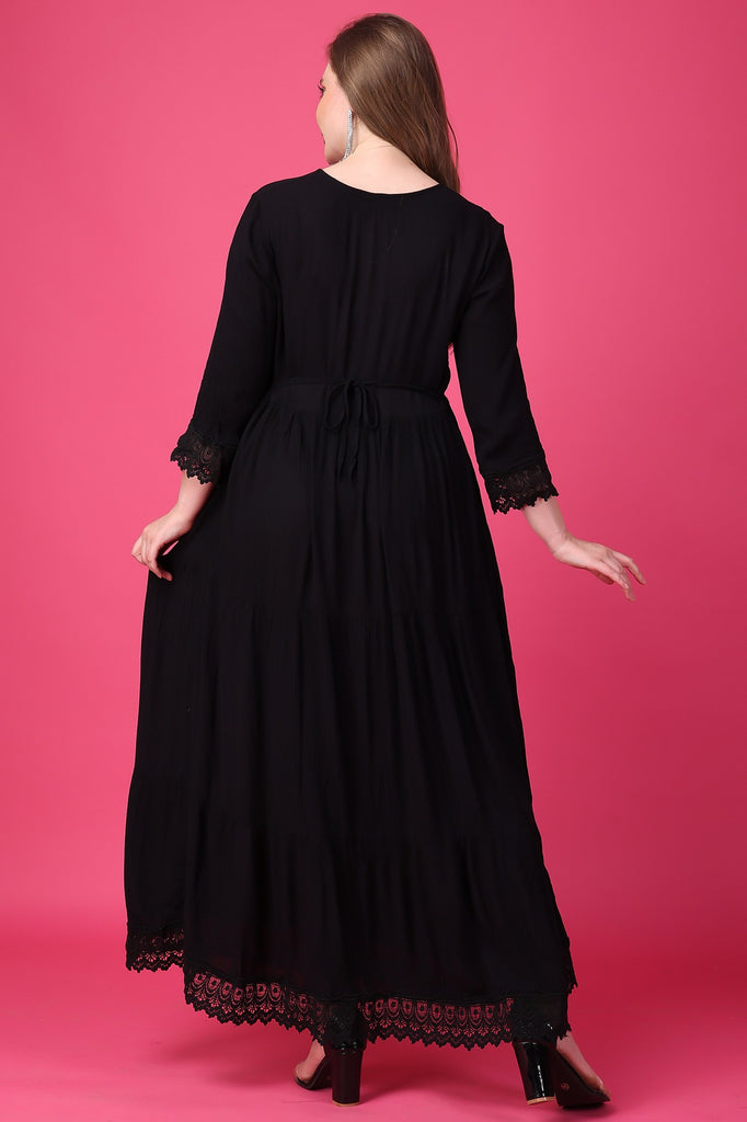 Model wearing Viscose Crepe Maxi Dress with Pattern type: Solid-24