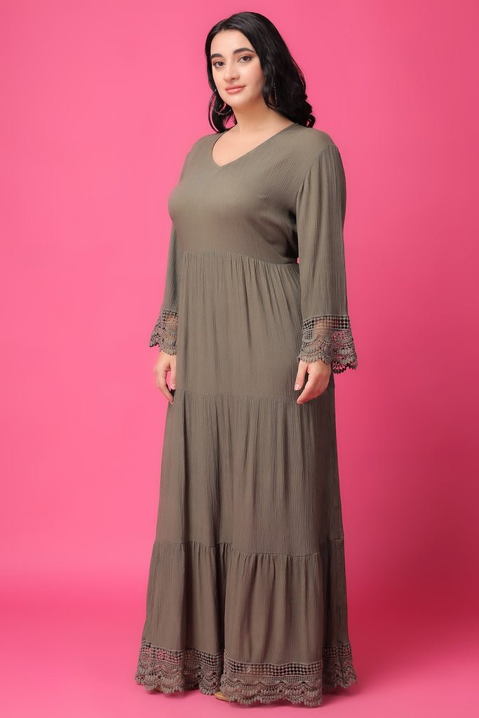 Model wearing Viscose Crepe Maxi Dress with Pattern type: Solid-41