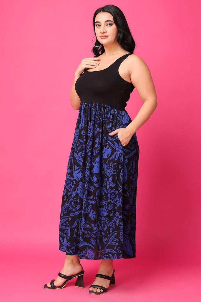 Model wearing Viscose Crepe Maxi Dress with Pattern type: Mix-3