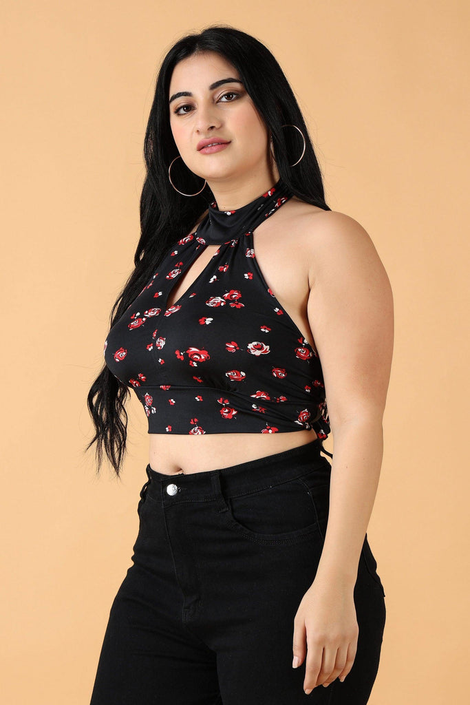 Model wearing Polyester Elastane Crop Top with Pattern type: Floral-4