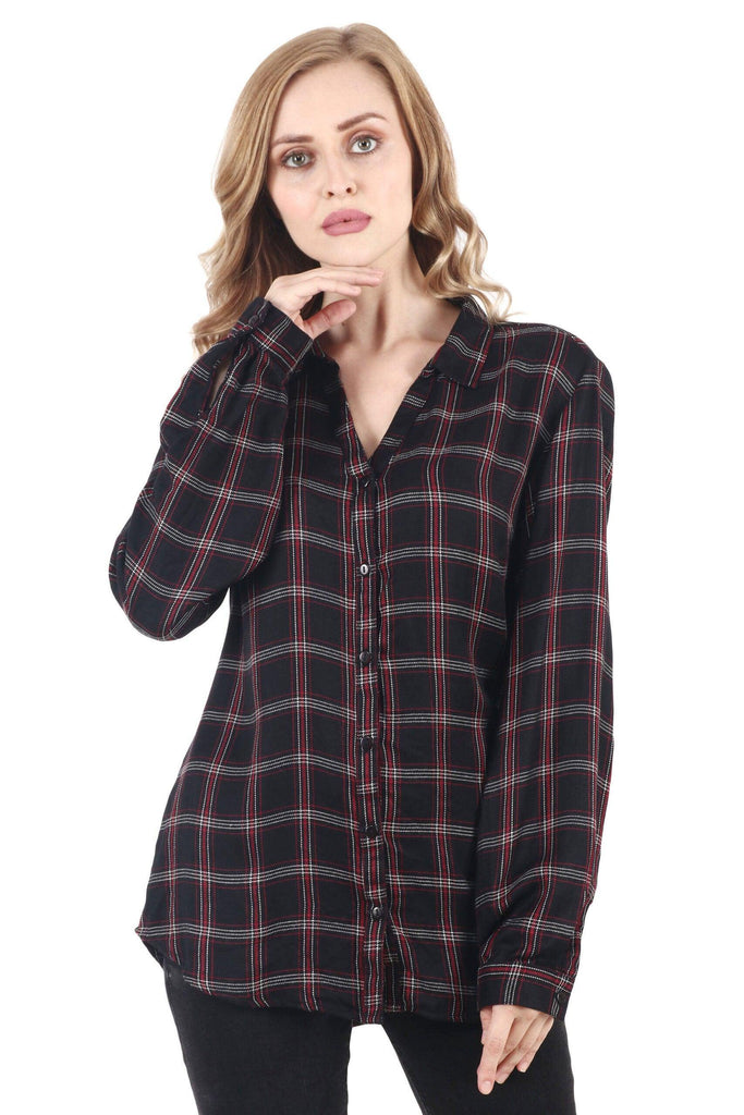 Model wearing Rayon Shirt with Pattern type: Checked-6