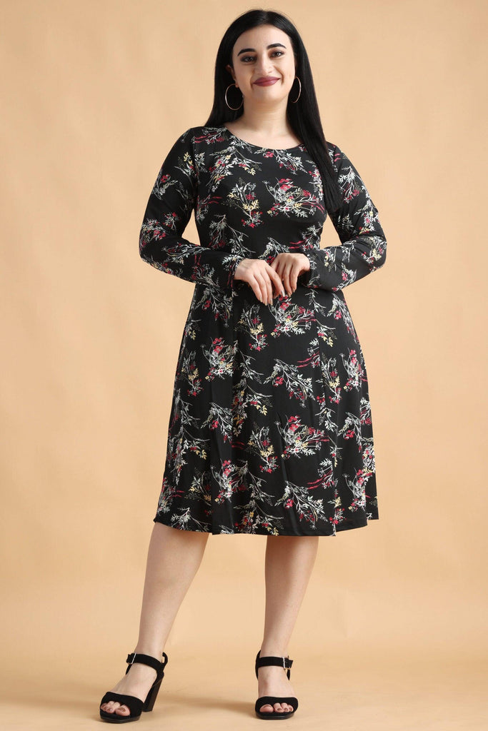 Model wearing Poly Lycra Midi Dress with Pattern type: Floral-7