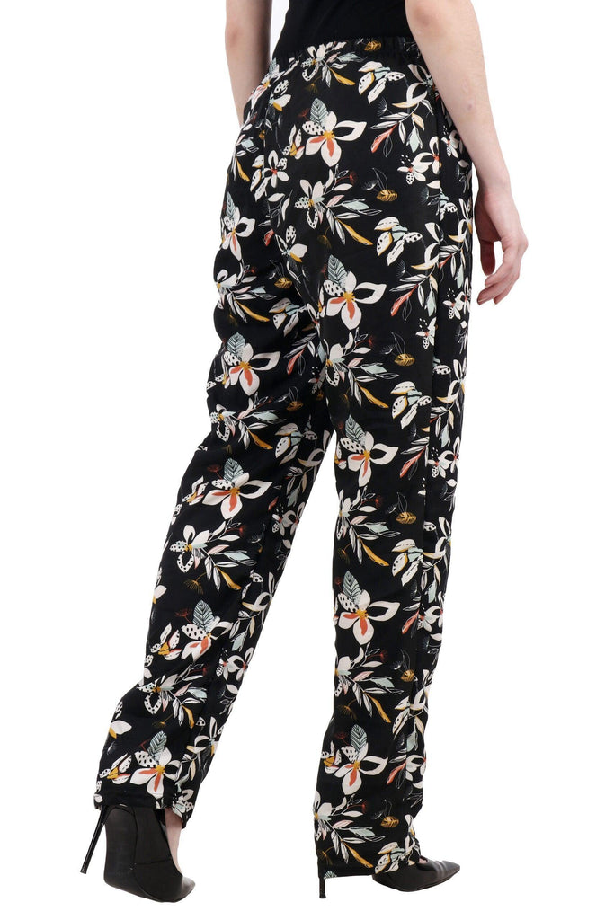 Model wearing Polyester Pyjamas with Pattern type: Floral-2