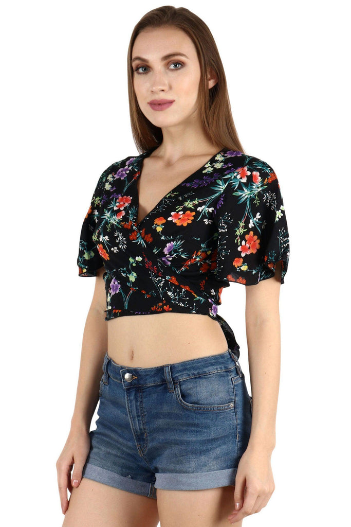 Model wearing Poly Crepe Crop Top with Pattern type: Floral-4
