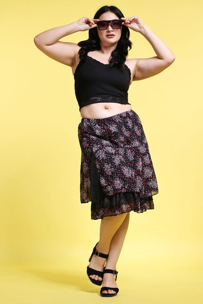 Model wearing Polyster Georgette Midi Skirt with Pattern type: Small Floral-6