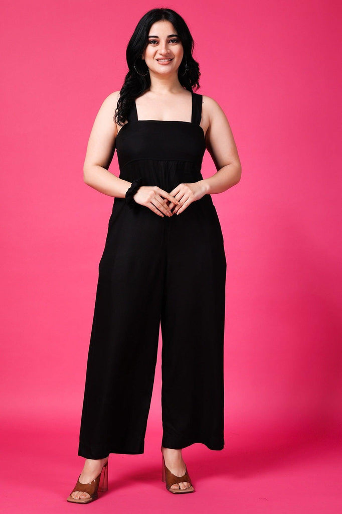Model wearing Cotton Jumpsuit with Pattern type: Solid-2