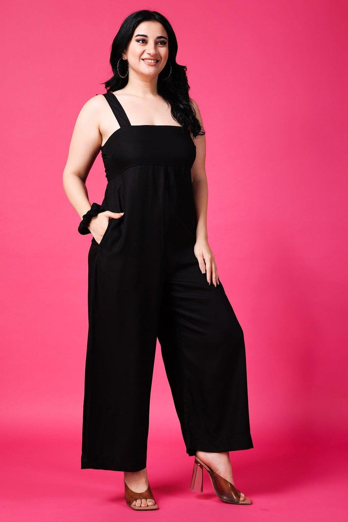 Model wearing Cotton Jumpsuit with Pattern type: Solid-4