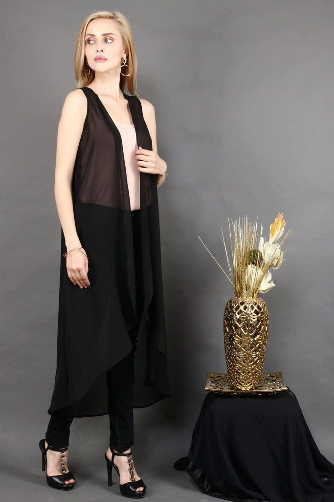 Model wearing Georgette Shrug with Pattern type: Solid-2