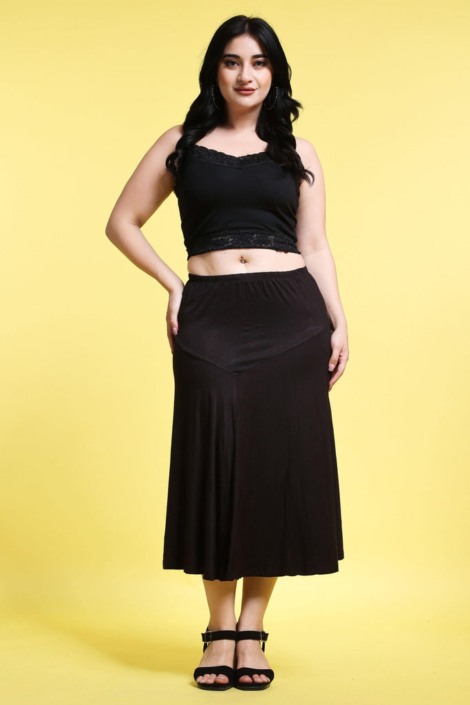 Model wearing Viscose Lycra Maxi Skirt with Pattern type: Solid-1