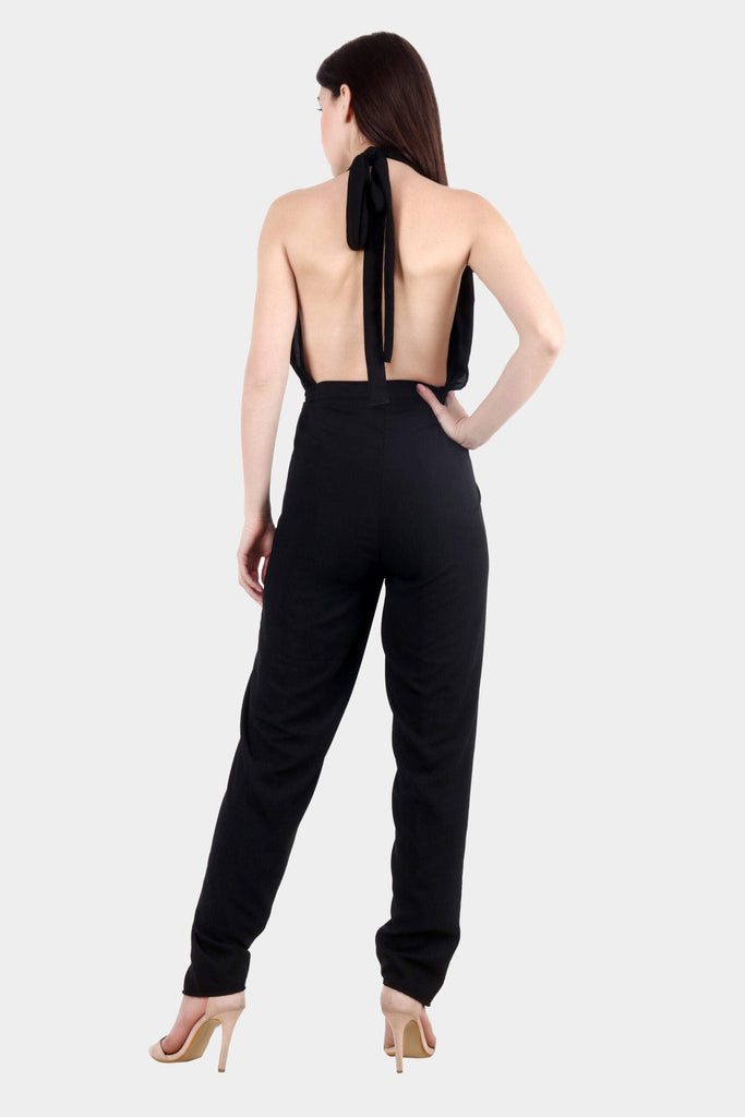 Model wearing Polyester Jumpsuit with Pattern type: Solid-8