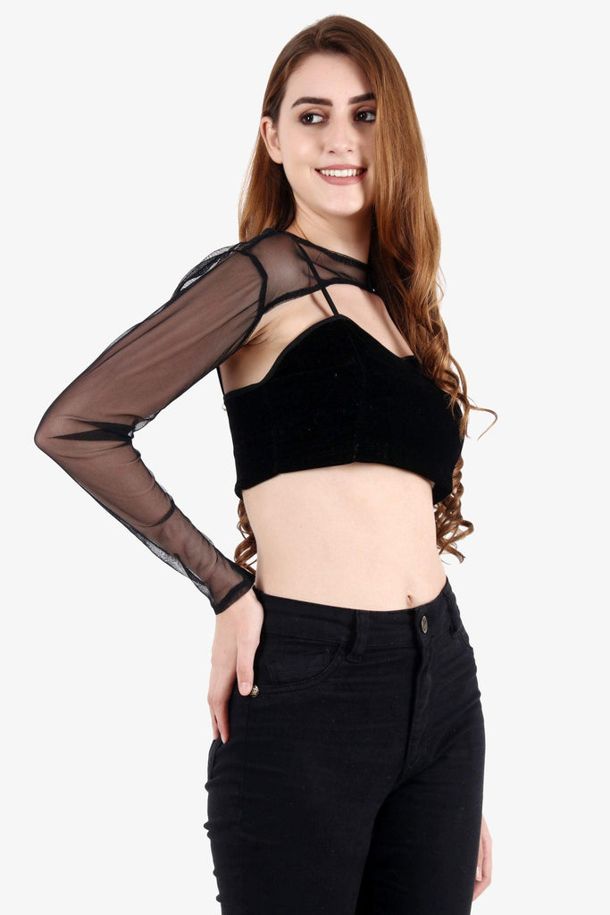 Model wearing Net Sleeves with Pattern type: Solid-4
