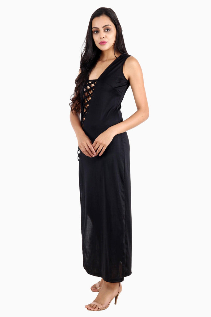 Model wearing Poly Lycra Maxi Dress with Pattern type: Solid-5
