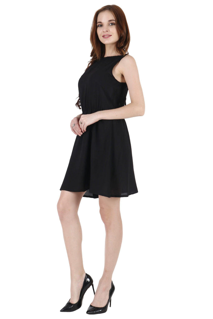 Model wearing Poly Crepe Mini Dress with Pattern type: Solid-4
