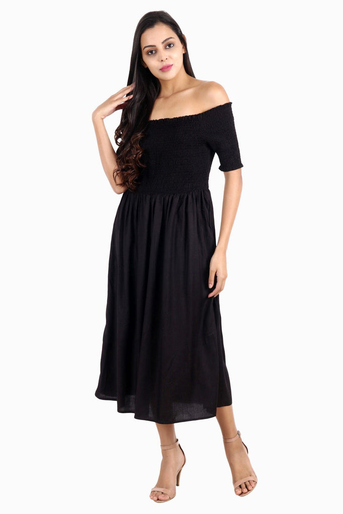 Model wearing Rayon Midi Dress with Pattern type: Solid-5