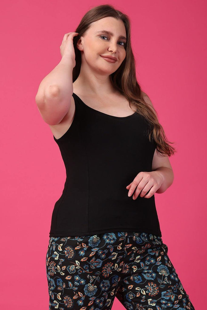 Model wearing Viscose Lycra Top with Pattern type: Solid-4