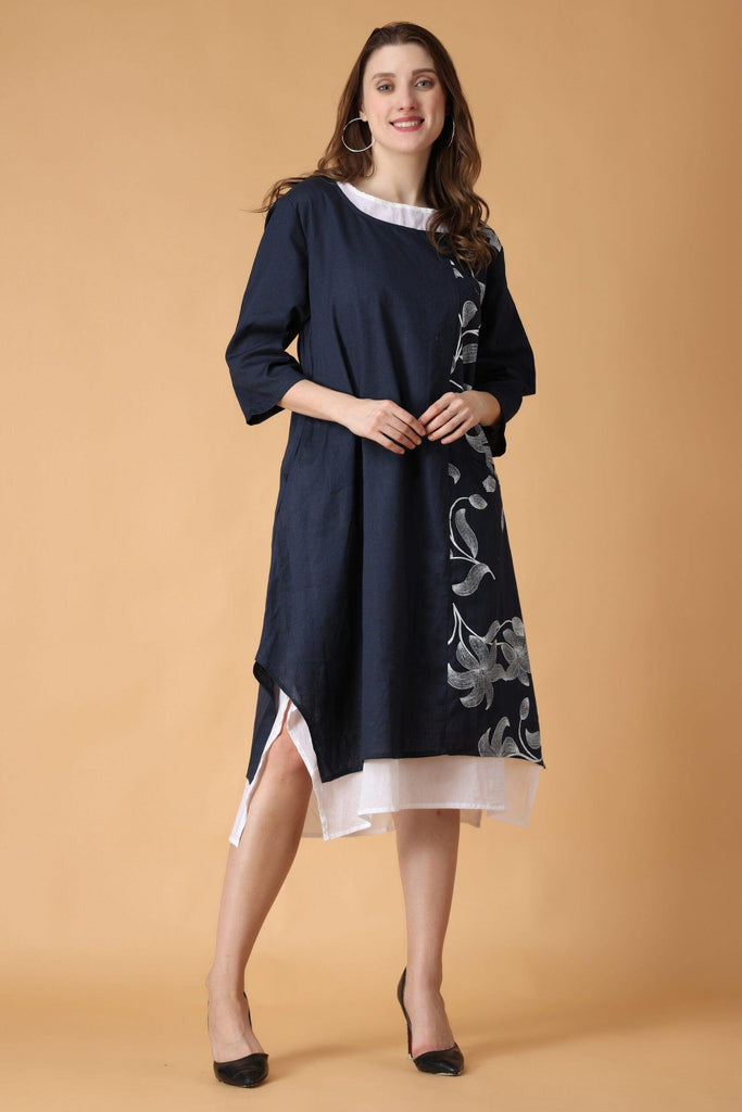 Model wearing Cotton Kurti with Pattern type: Solid-4