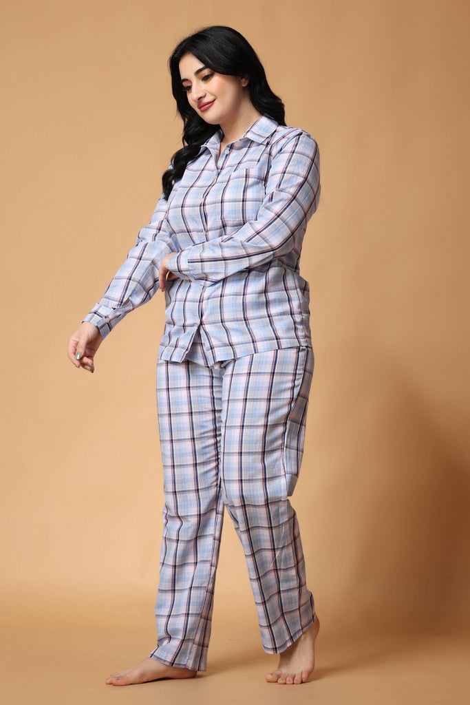 Model wearing Cotton Night Suit Set with Pattern type: Checked-4