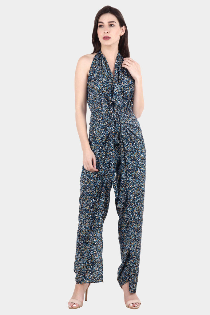 Model wearing Polyester Jumpsuit with Pattern type: Chips-3