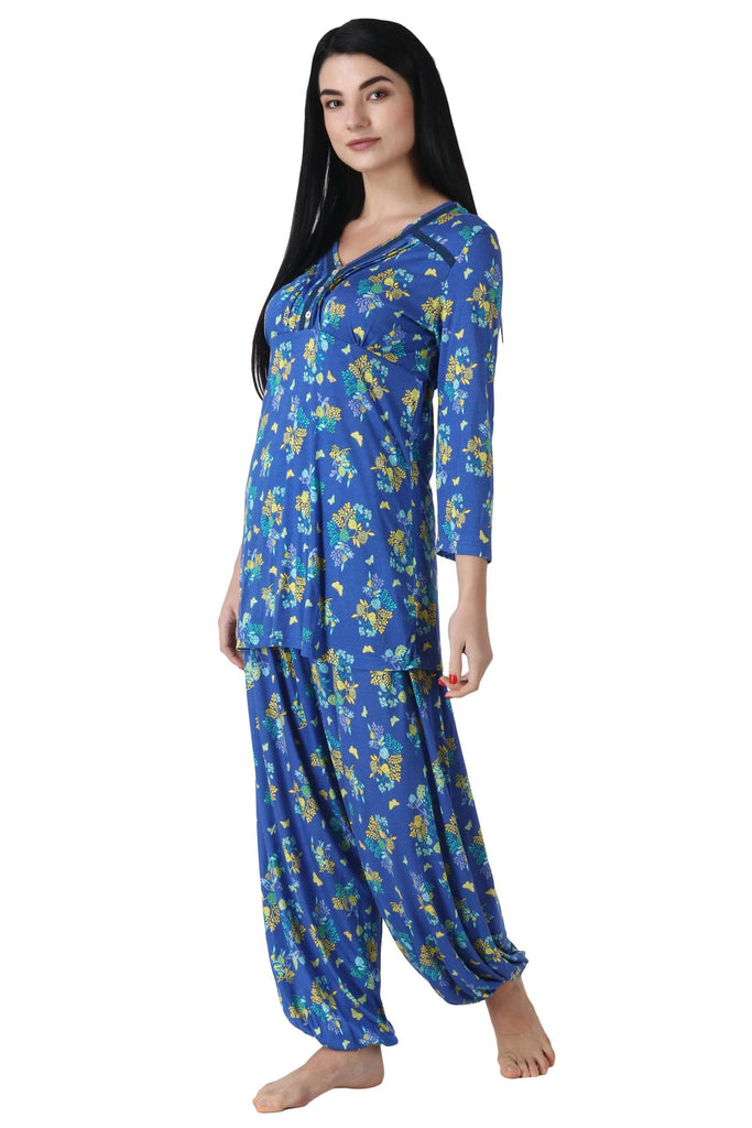 Model wearing Viscose Night Suit Set with Pattern type: Floral-2