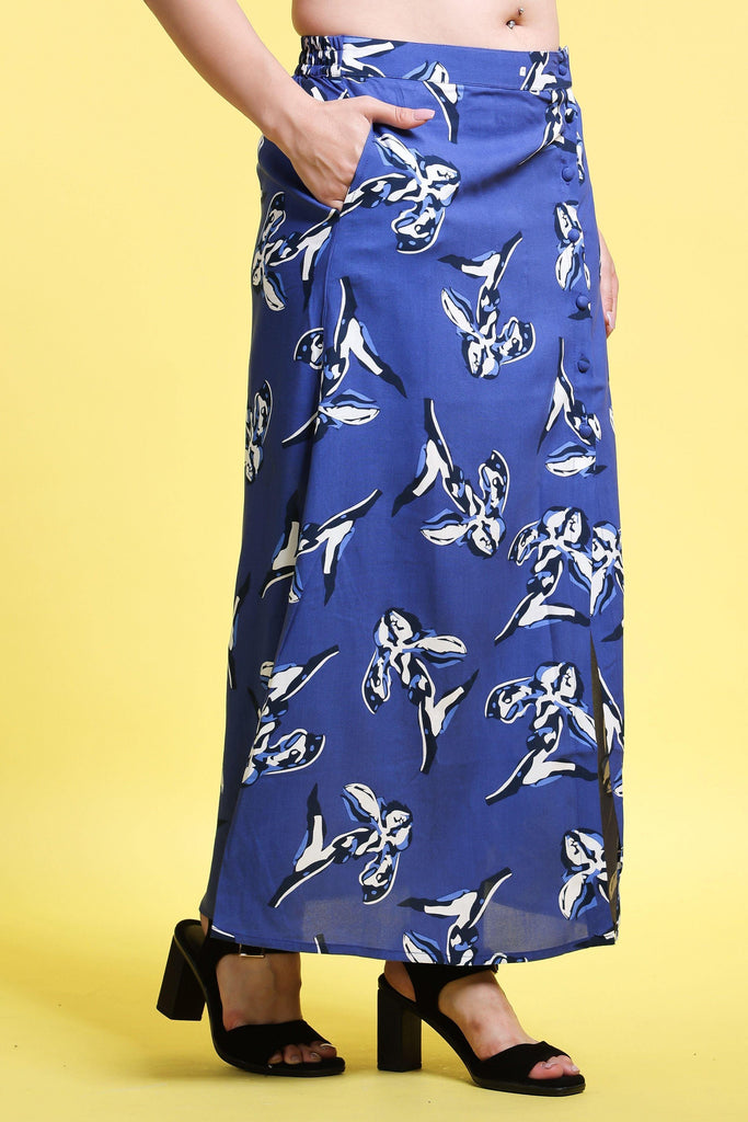 Model wearing Rayon Maxi Skirt with Pattern type: Sparrow-2