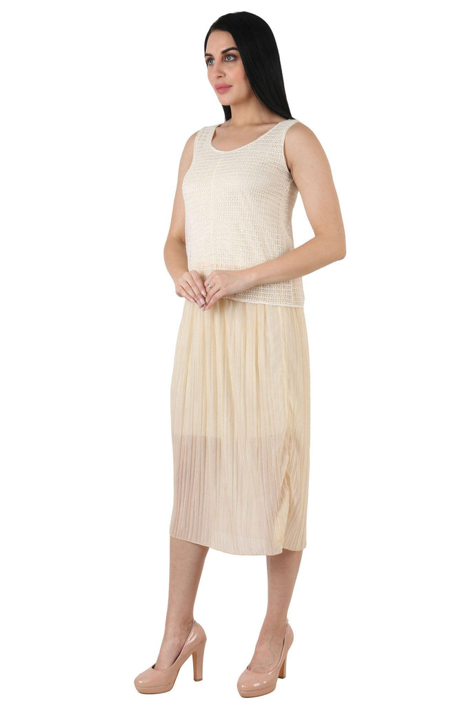 Model wearing Polyster Georgette Midi Dress with Pattern type: Solid-4