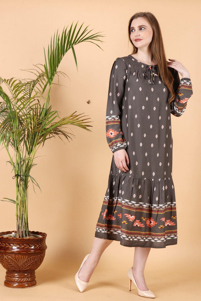 Model wearing Rayon Midi Dress with Pattern type: Ethnic-4