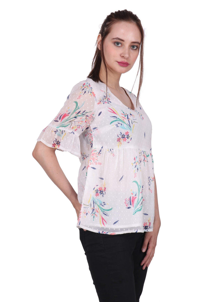 Model wearing Polyster Chiffon Top with Pattern type: Floral-15