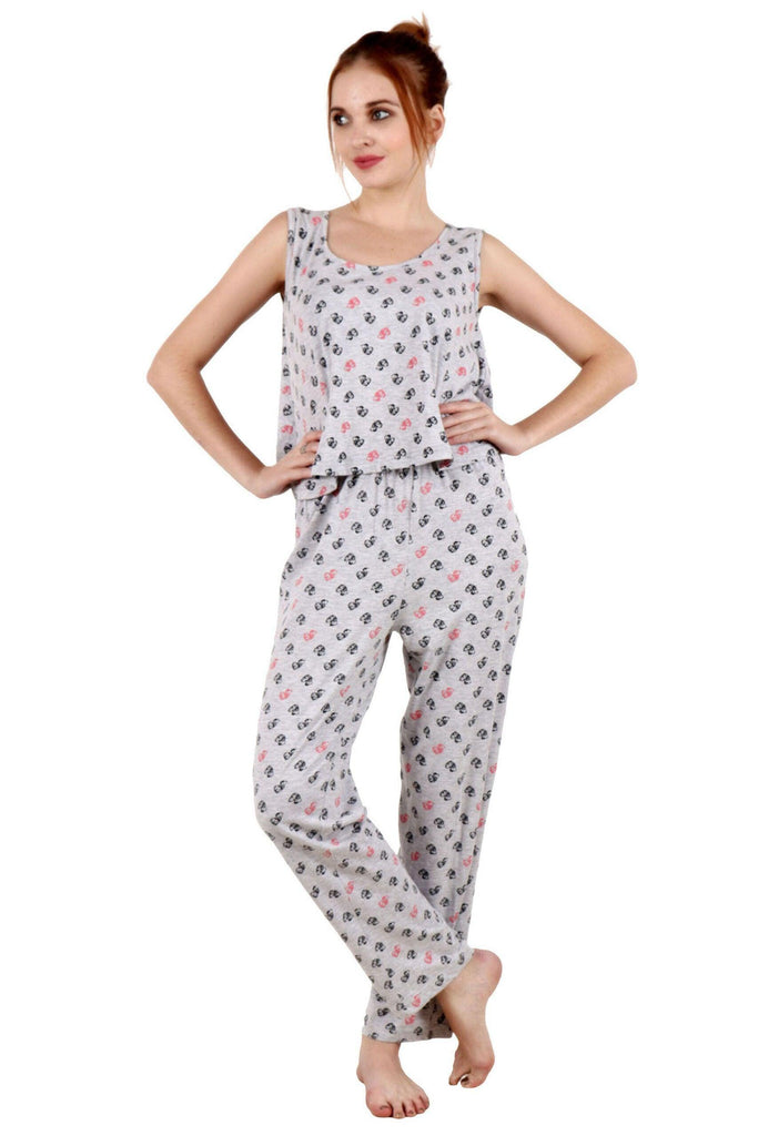 Model wearing Cotton Night Suit Set with Pattern type: Hearts-6