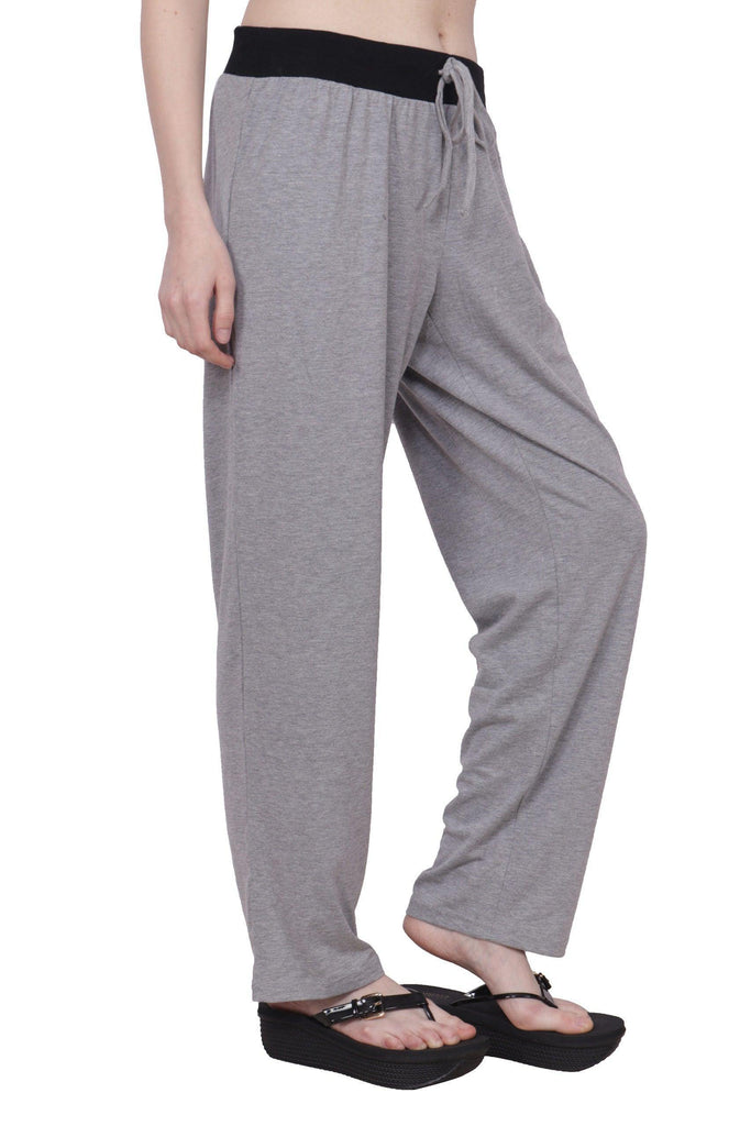 Model wearing Cotton Elastane Pyjamas with Pattern type: Solid-3