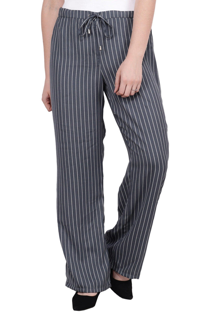 Model wearing Poly Crepe Pant with Pattern type: Striped-3