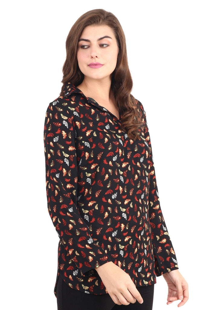 Model wearing Polyester Tunic with Pattern type: Leaf-2