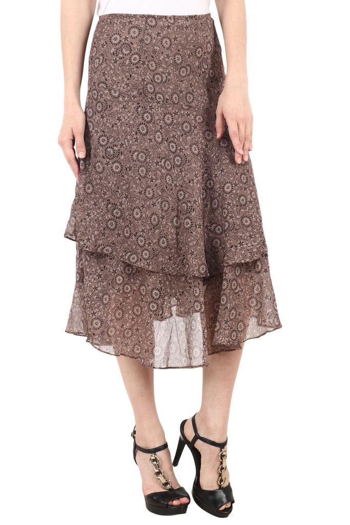 Model wearing Polyster Chiffon Midi Skirt with Pattern type: Graphic-1