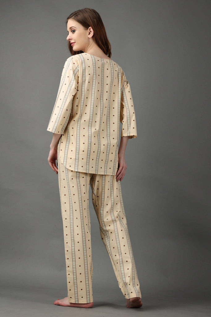 Model wearing Cotton Night Suit Set with Pattern type: Graphic-6