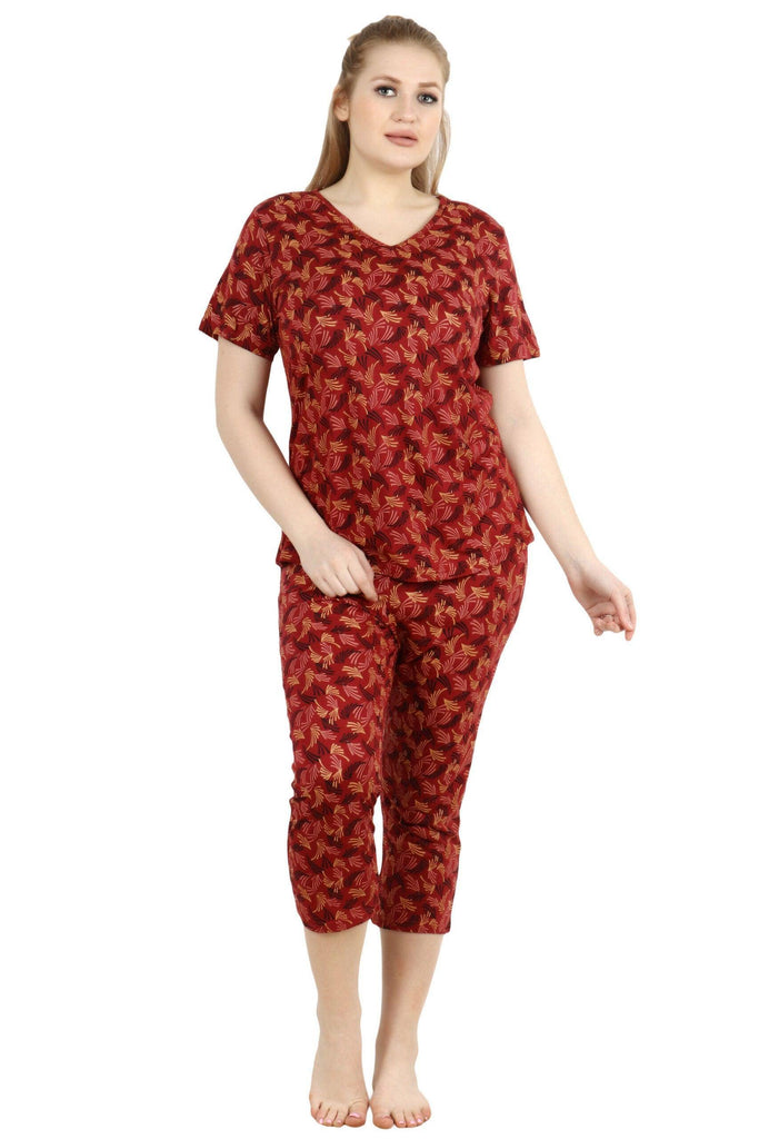 Model wearing Cotton Night Suit Set with Pattern type: Grass-5