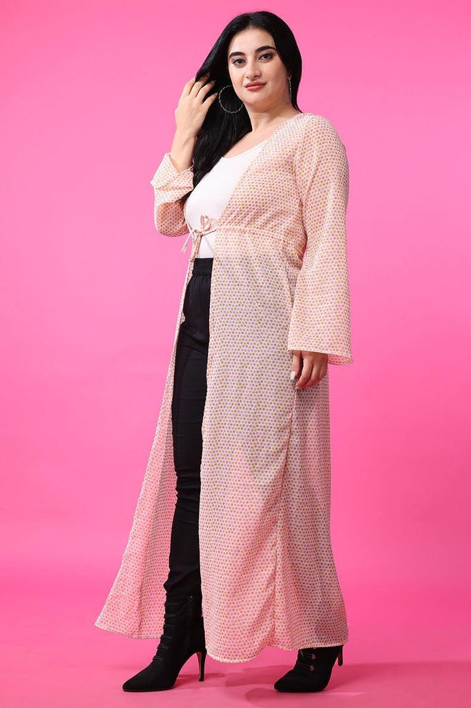 Model wearing Polyster Georgette Shrug with Pattern type: Polka Dots-5