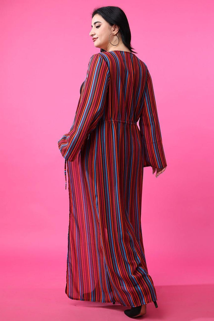 Model wearing Polyster Georgette Shrug with Pattern type: Striped-7
