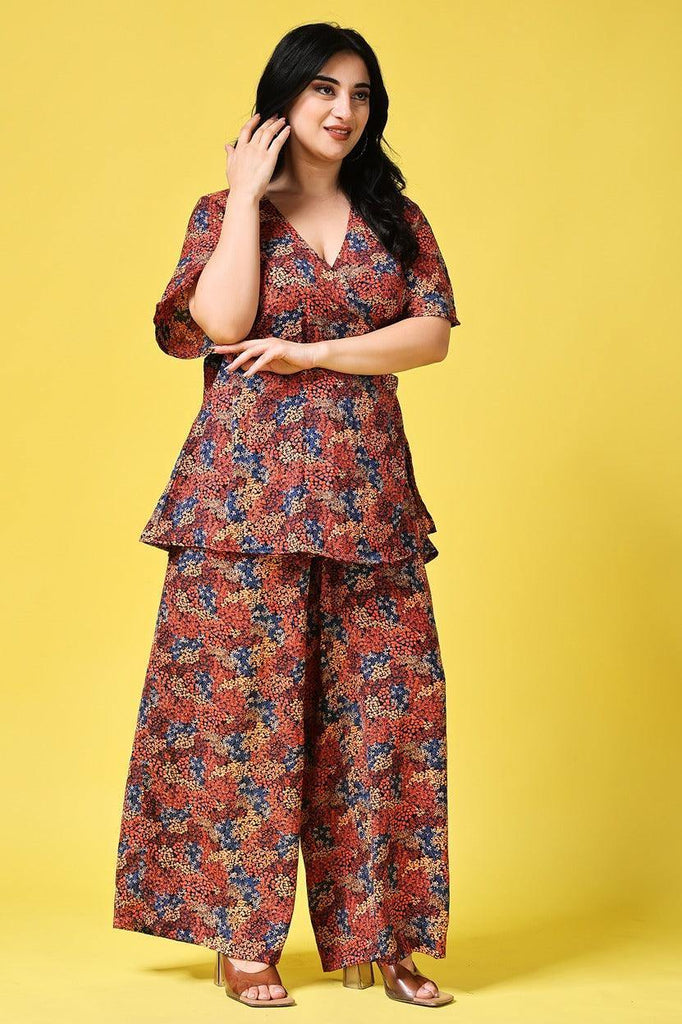 Model wearing Poly Crepe Co-ord Set with Pattern type: Floral-4