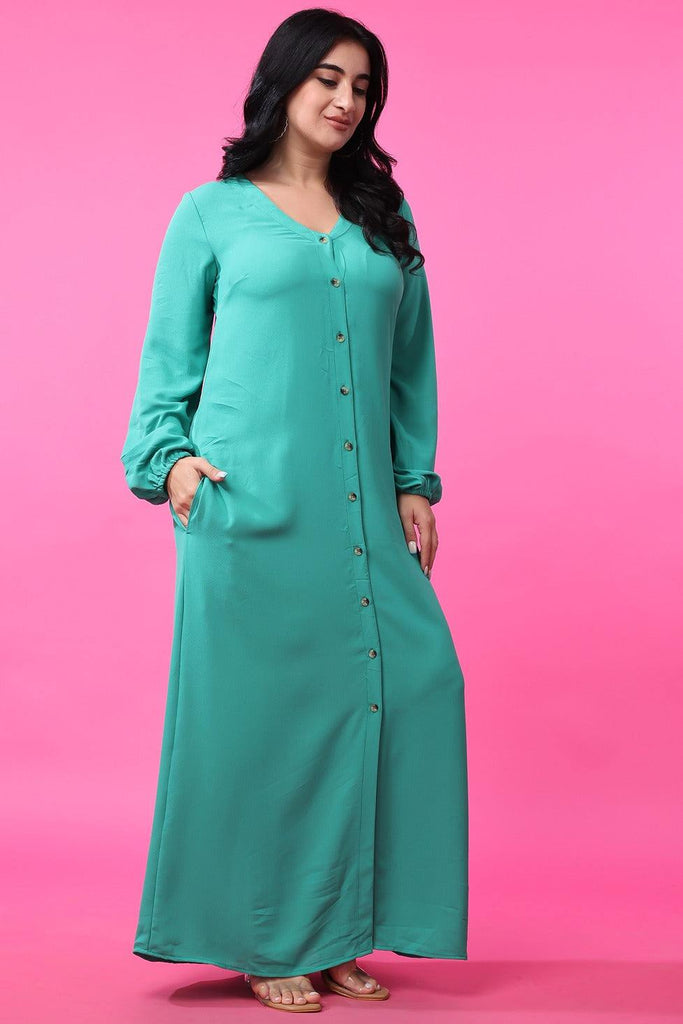 Model wearing Bubble Moss Maxi Dress with Pattern type: Solid-4