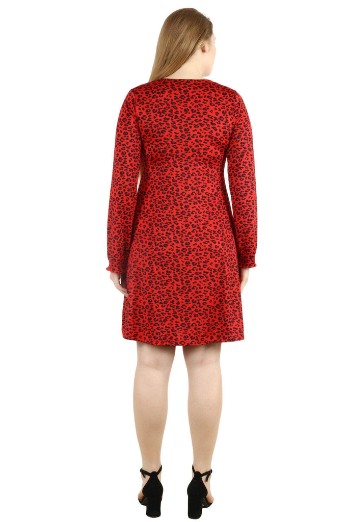 Model wearing Polyester Elastane Midi Dress with Pattern type: Animal-2