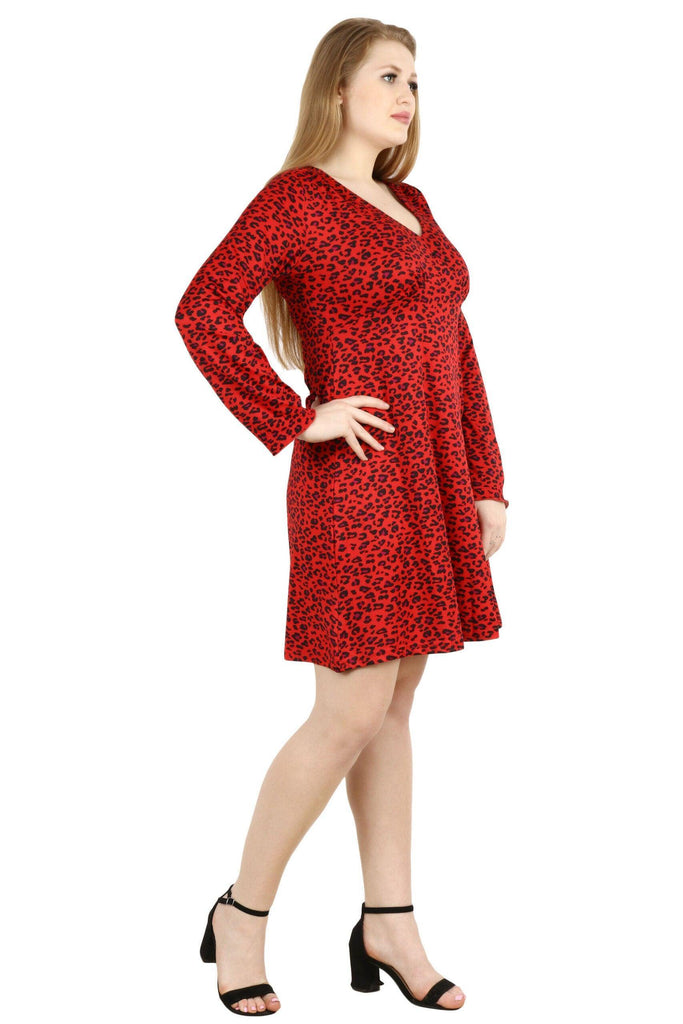 Model wearing Polyester Elastane Midi Dress with Pattern type: Animal-4