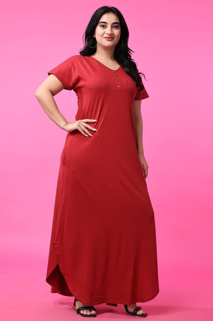 Model wearing Cotton Lycra Long Night Dress with Pattern type: Solid-4
