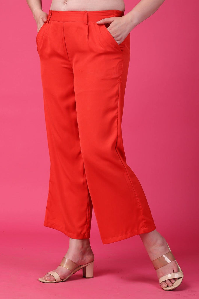 Model wearing Polyester Pant with Pattern type: Solid-4