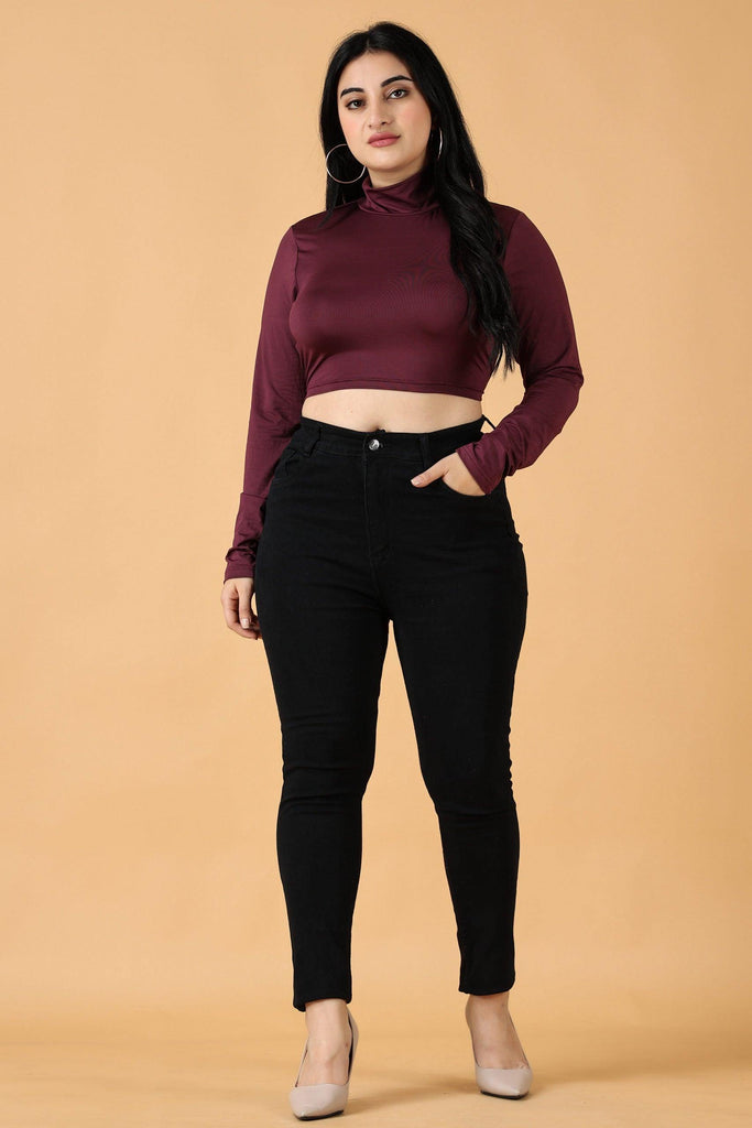Model wearing Viscose Lycra Crop Top with Pattern type: Solid-11