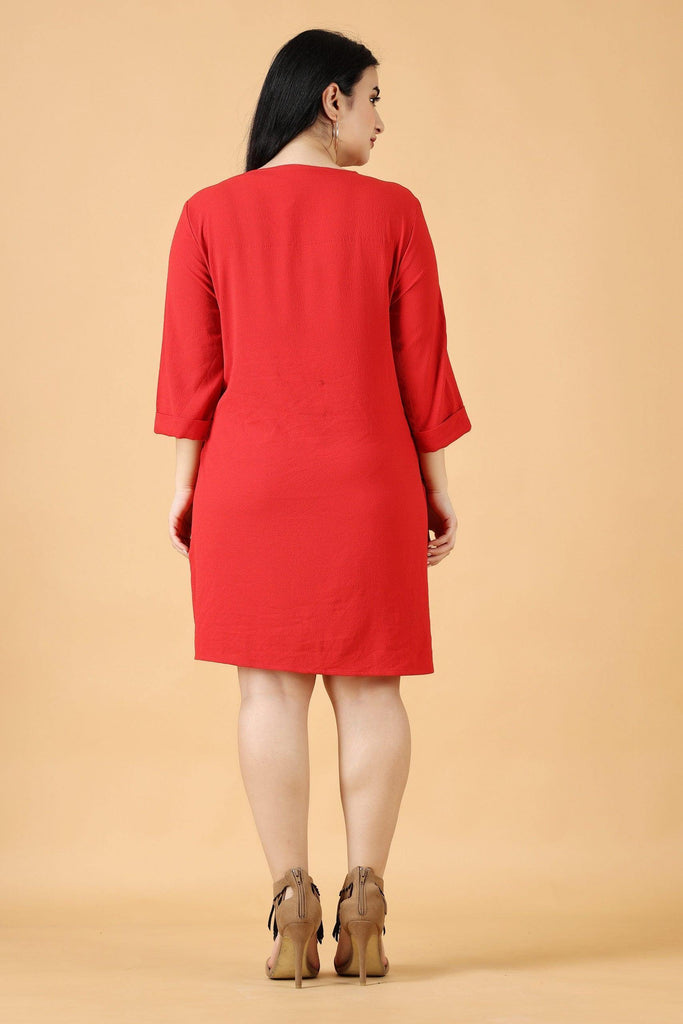 Model wearing Bubble Moss Midi Dress with Pattern type: Solid-2