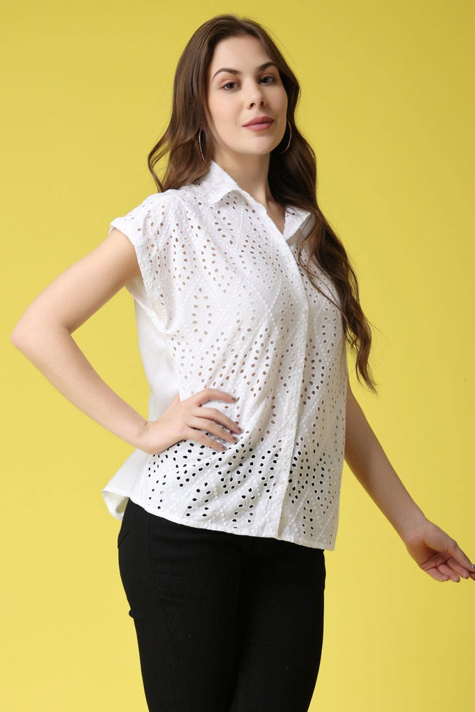 Model wearing Cotton Shirt with Pattern type: Solid-19